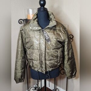 Ashley By 26 International Olive Green Puffer Jacket Outerwear. Size Large. NWT
